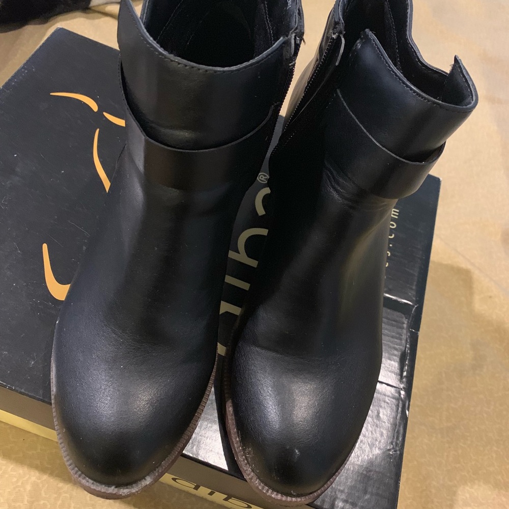 Ankle boots